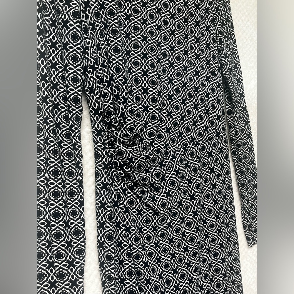 LOFT Womens Dress Side Ruched Long Sleeves White and Black Pattern Small - Picture 4 of 13